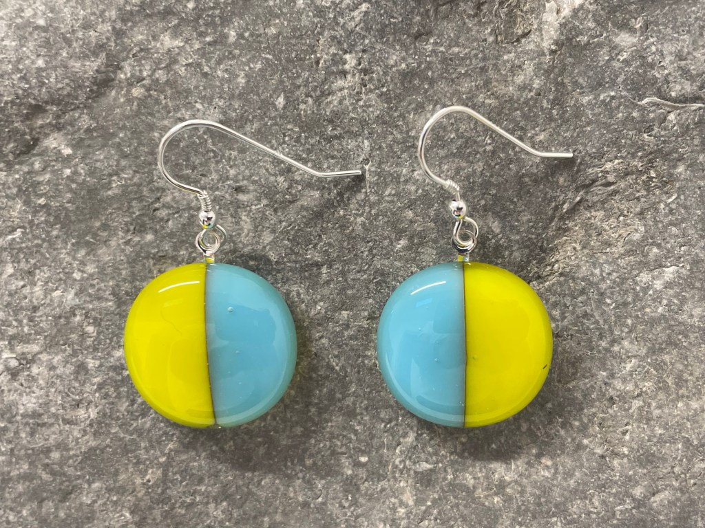 Yellow and blue earring set