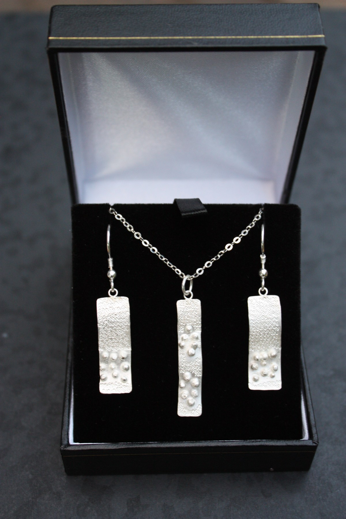 Commission – earring and pendant&nbsp;set