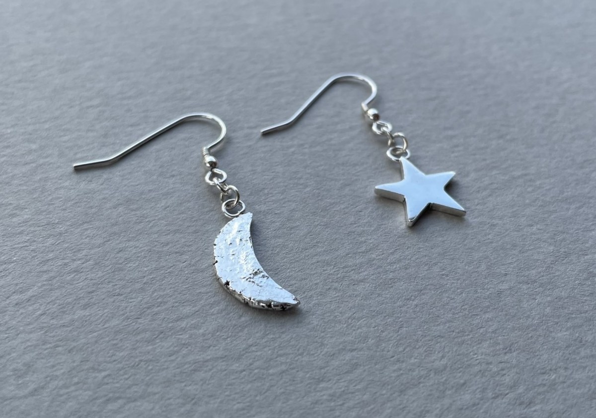 Moon and star&nbsp;earrings